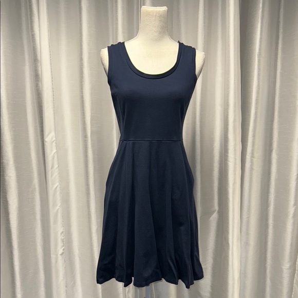 Banana Republic Navy Blue Sleeveless Dress With Pockets Size 4 - Picture 1 of 9